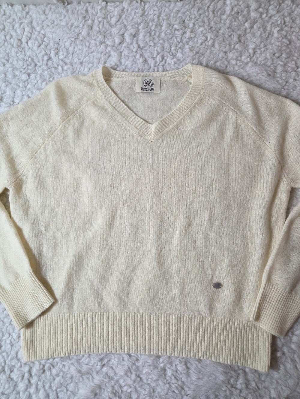 NWOT Women's Dreamers Yellow V-Neck  Sweater 100% Wool Sz M
